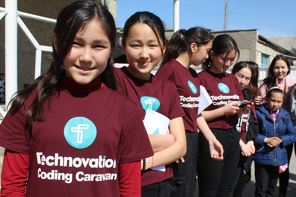 Participants earn certificates and t-shirts for their learning in the Technovation Coding Caravan in Talas, Kyrgyzstan. Photo: Mirdan Akinov