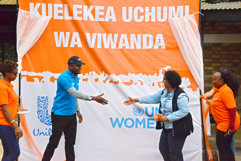 UN Women Representative Hodan Addou and officials from Unilever officially launch the partnership during the 16 Days’ campaign to end violence against women in December, 2019. Photo: UN Women/Tsitsi Matope