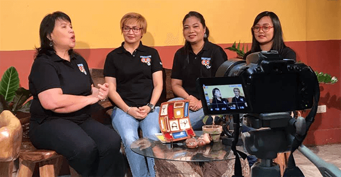 Grantee Atikha testing a Facebook iTV programme that provides valuable information to Filipino women migrant domestic workers about their saving and investment opportunities. Photo courtesy of Atikha Overseas Workers and Communities Initiative.