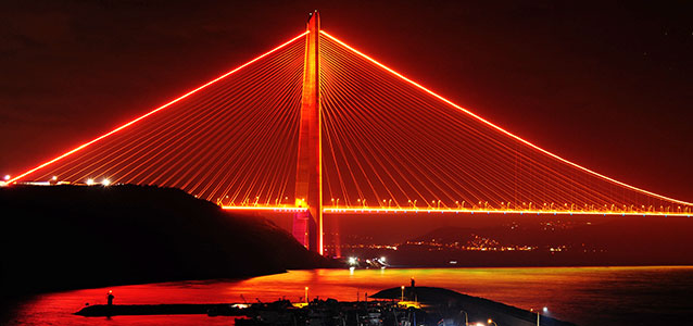 Orange the World 2016 Yavuz Sultan Selim Bridge, Istanbul. Photo: UN Women
