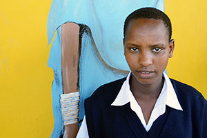 Mereso, de 14 años de edad, dice que seguramente hubiese sido una niña-novia si no hubiese ganado una beca en la escuela MWEDO para niñas