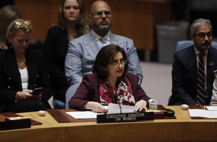 La Directora Ejecutiva de la ONU, Sima Bahous, compartió sus observaciones en el debate abierto sobre las mujeres, la paz y la seguridad del Consejo de Seguridad de las Naciones Unidas el 20 de octubre de 2022. Fotografía: ONU Mujeres/Ryan Brown