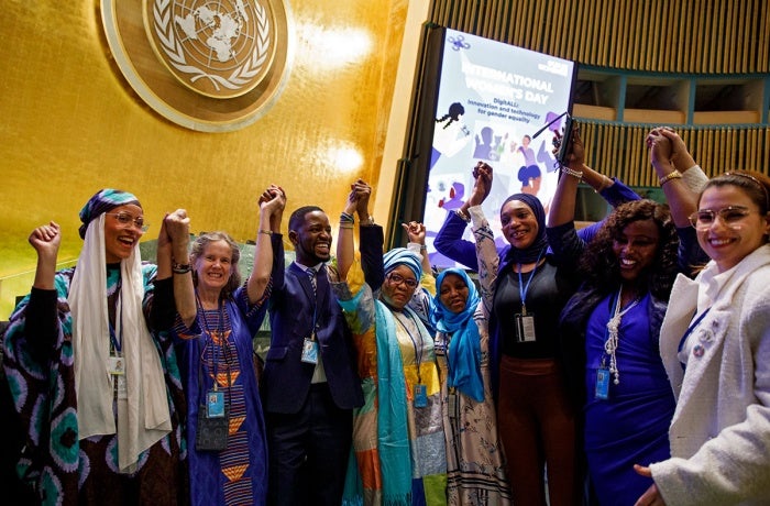 Durante el 67o período de sesiones de la Comisión de la Condición Jurídica y Social de la Mujer (CSW67), las personas participantes celebran el Día Internacional de la Mujer de 2023 bajo el tema “Por un mundo digital inclusivo: Innovación y tecnología para la igualdad de género”.