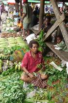 A market vendor at Gordons market in Port Moresby. Photo: UN Women Papua New Guinea/Alethia Jimenez